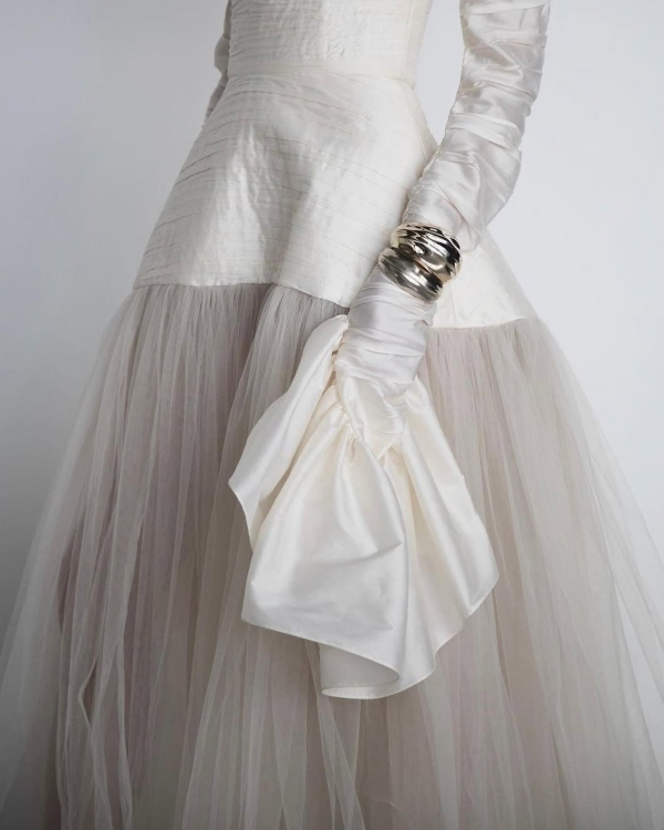 22 Trendy Statement Cuff Bracelets to Instantly Upgrade Your Wedding Look