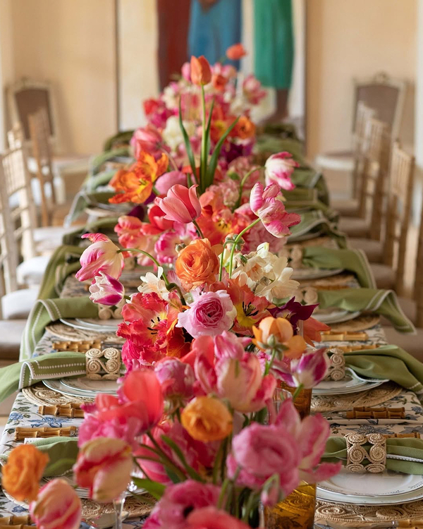 How to Create a Multi-Sensory Floral Experience for Your Wedding