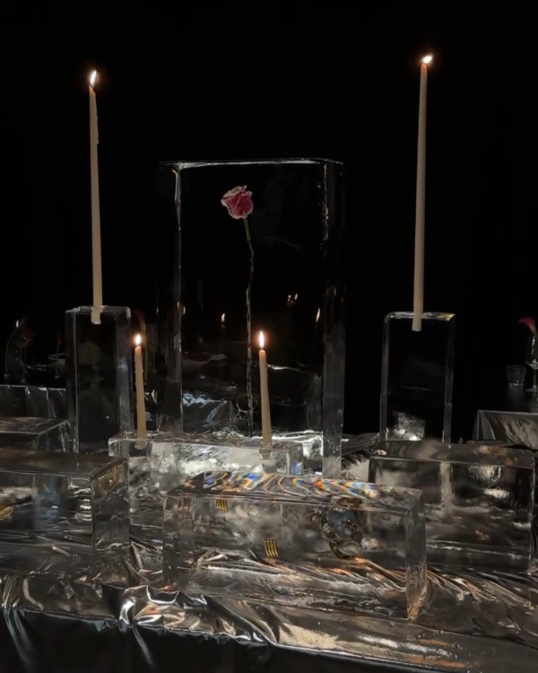 20 Stunning Ice Sculpture Ideas for Your Wedding