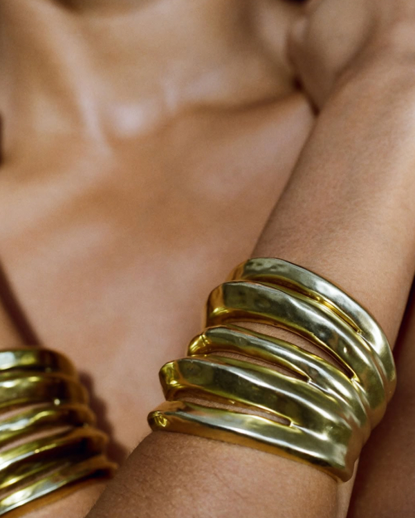 22 Trendy Statement Cuff Bracelets to Instantly Upgrade Your Wedding Look