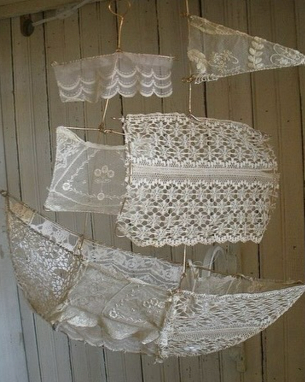 40 Surrealist Decor Ideas to Create a Dreamlike Celebration