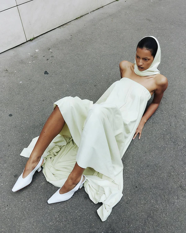 40 Chic Veil Alternatives: Trendy Bridal Accessories for a Modern Look — photo 1