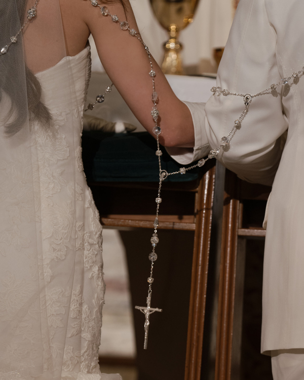 An Artful & Stylish Wedding with a Touch of Grunge