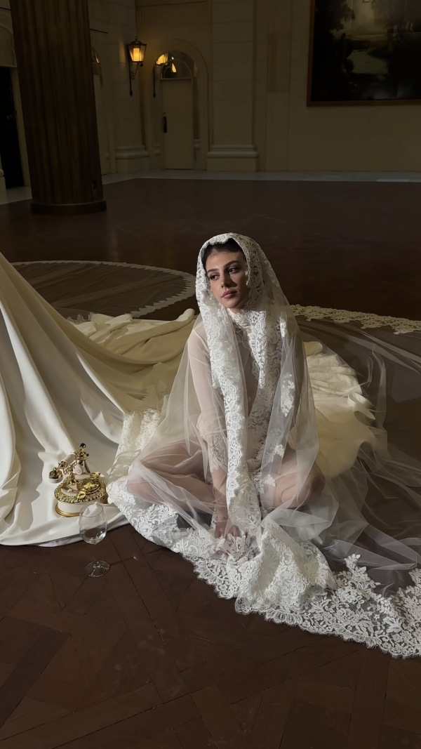 Content Creators Hype Gal