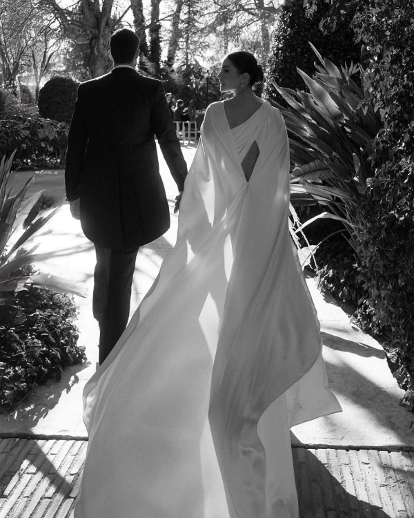 What is a Bridal Stylist and How Do They Work?