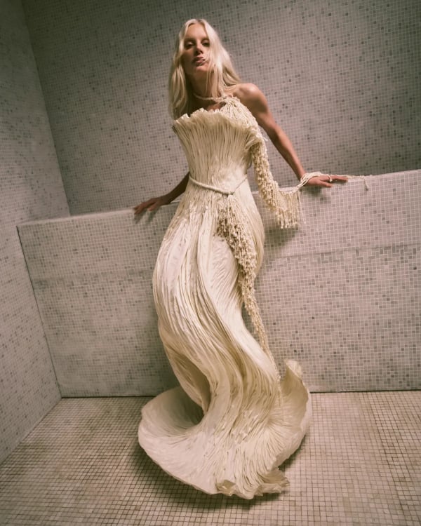 20 Textural Bridal Dresses We're Crushing On