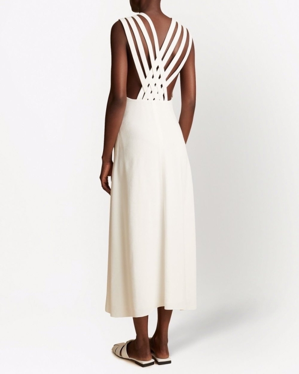 Top 10 White Linen Wedding Dresses for Summer | Stylish Linen Outfits for Weddings