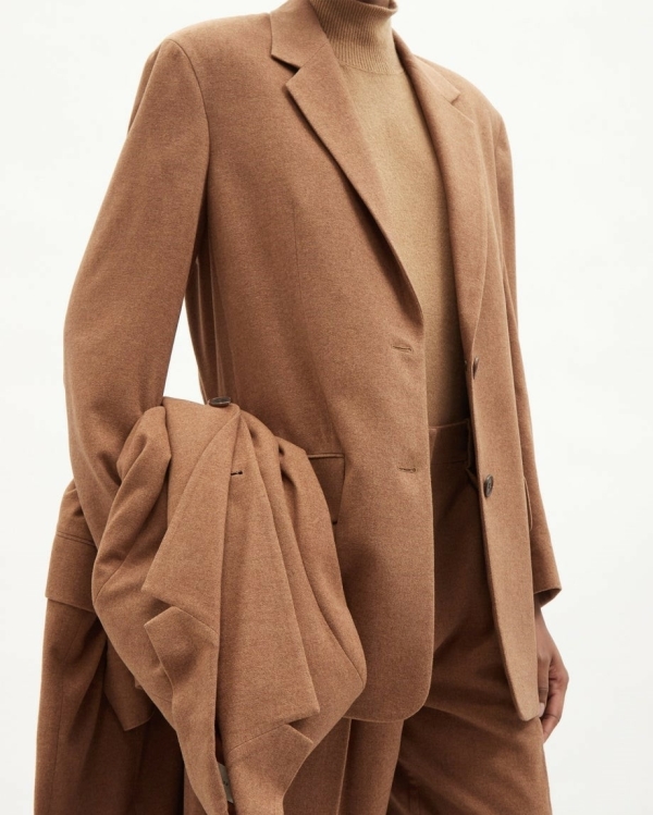 Top 11 Monochromatic Suits For Womens | Best Monochromatic Paint Suits, Photos | For Wedding Guest