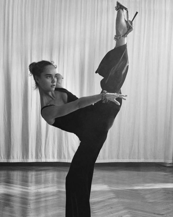 Fun Bachelorette Party Ideas | Unique Ideas | Paint and Sip, Relaxing & Other Ways