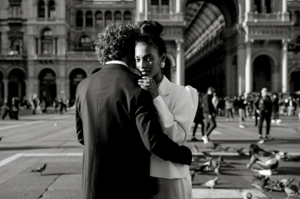 A Mesmerizing Sunset Love Story at the Milan Duomo