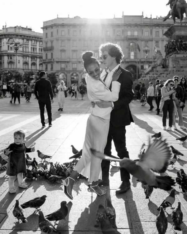 A Mesmerizing Sunset Love Story at the Milan Duomo