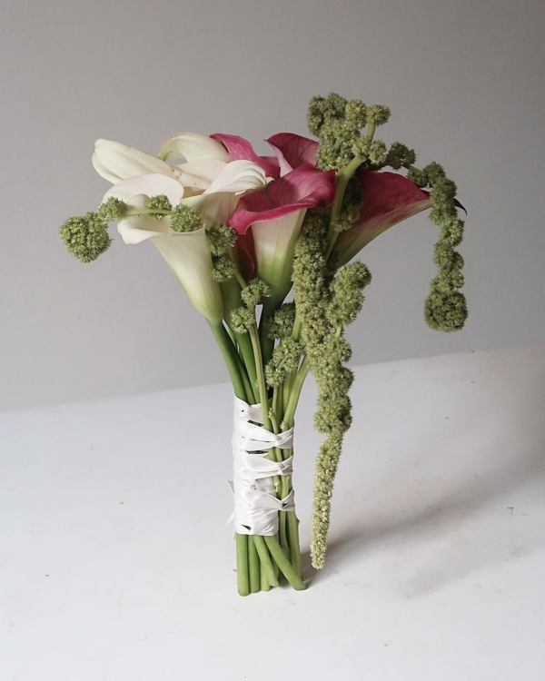 Calla Lily Arrangement Inspo | Beautiful Calla Lily Wedding Bouquets