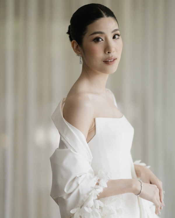 Beautiful Modern Wedding with Traditional Elements | Thai-Chinese Contemporary Wedding