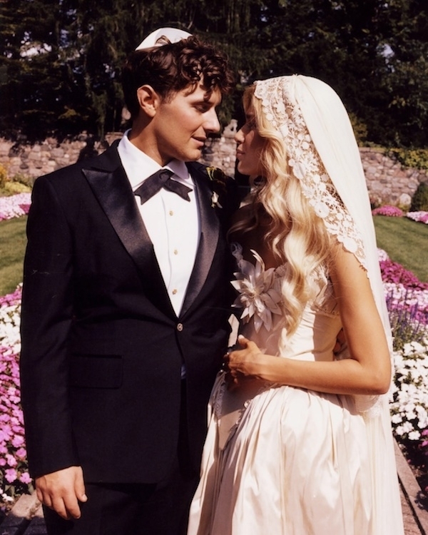 How to Celebrate Your Culture in a Modern Wedding