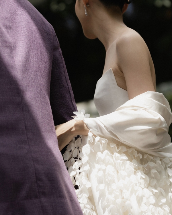 Beautiful Modern Wedding with Traditional Elements | Thai-Chinese Contemporary Wedding