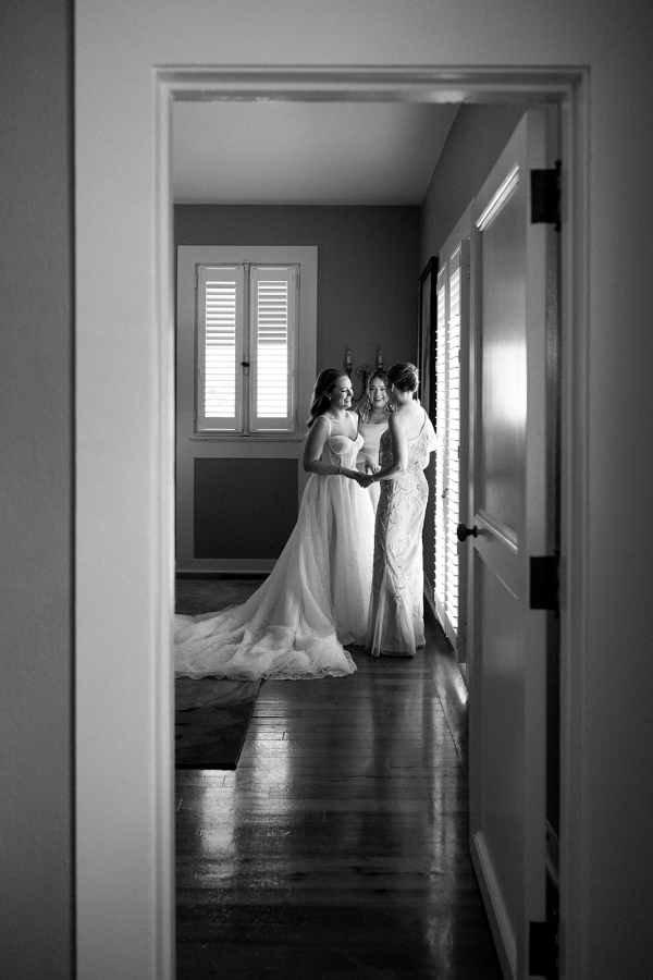 Photographers Grace Torres