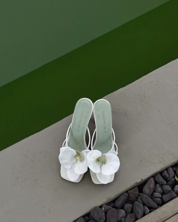 How to Make Your Wedding Heels More Comfortable