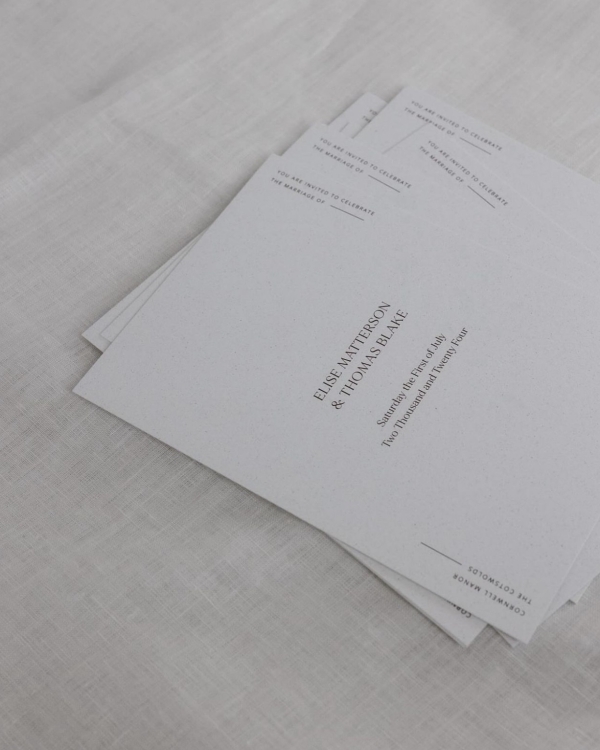 Minimalist Wedding Invitations Inspiration | Ideas for Your Minimalist Bridal Invitations