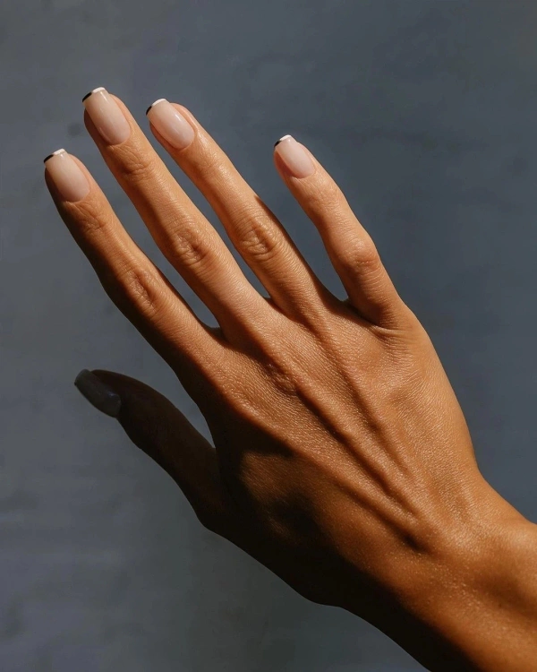 Chic Bridal Nail Inspiration — photo 1