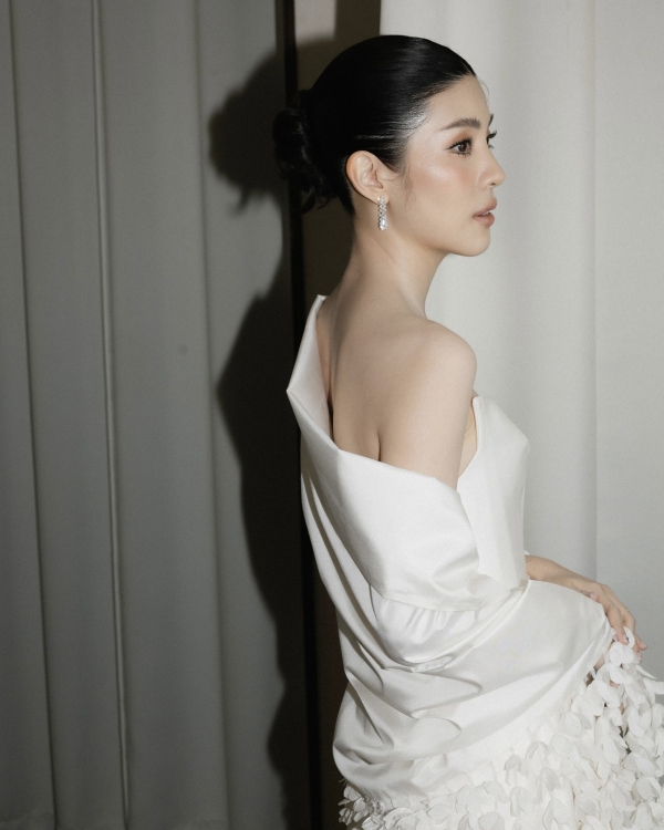 Beautiful Modern Wedding with Traditional Elements | Thai-Chinese Contemporary Wedding