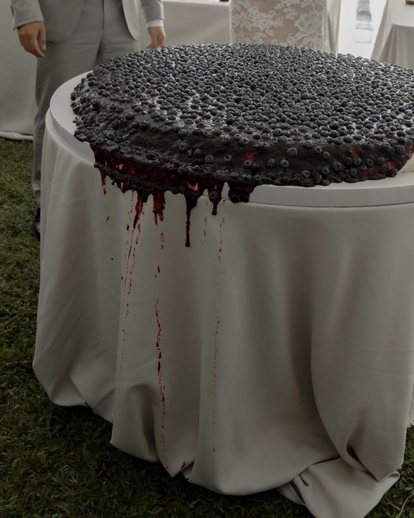 Chic Bangkok Wedding | Gorgeous Blueberry Wedding Cake