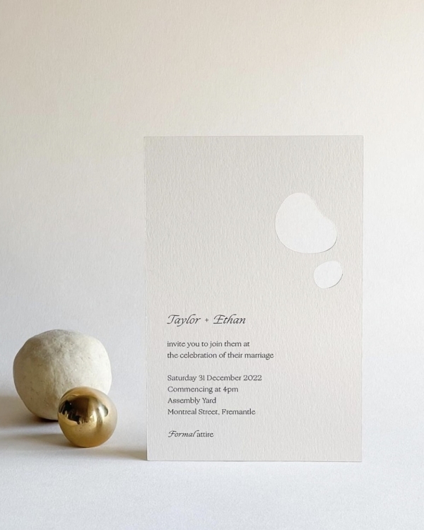 Minimalist Wedding Invitations Inspiration | Ideas for Your Minimalist Bridal Invitations