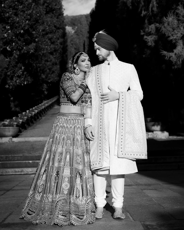 How to Celebrate Your Culture in a Modern Wedding — photo 2