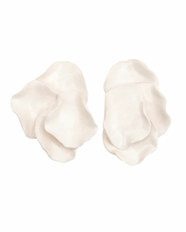 18 Elegant Flower Earrings