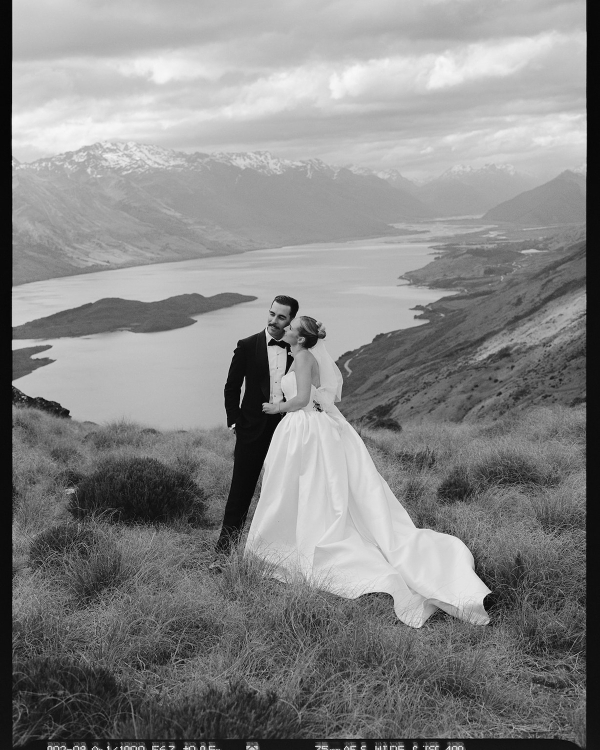 A High-End Wedding Amongst New Zealand's Cinematic Mountains
