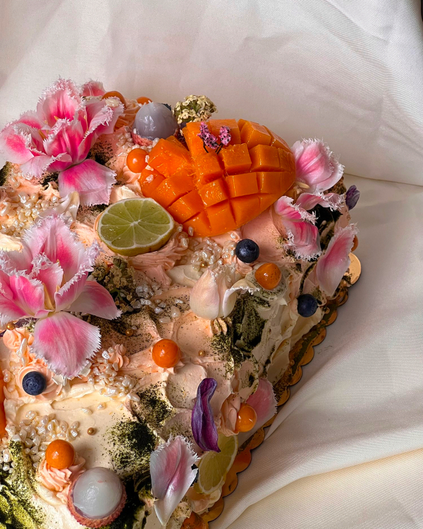 40 Creative Decor Ideas for a Tropical Wedding