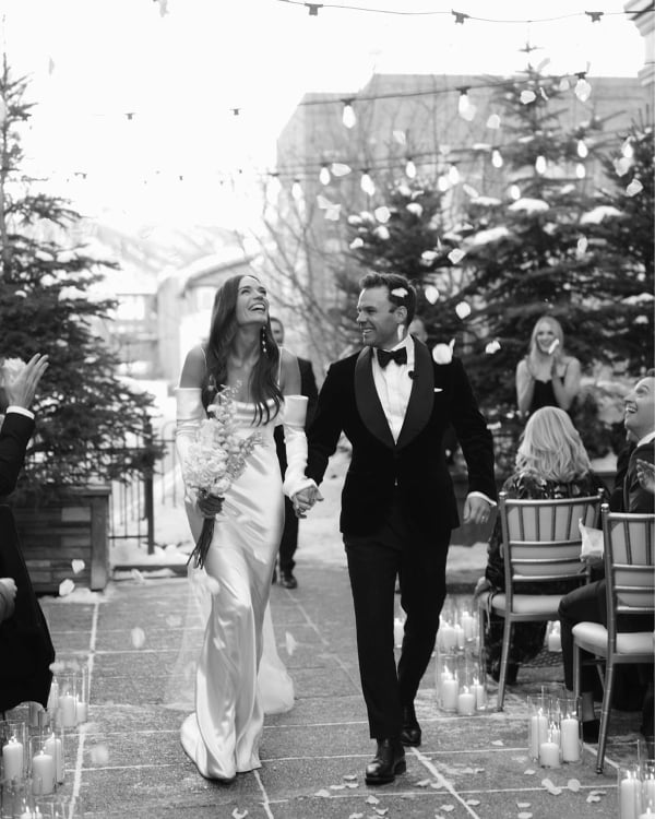 10 Must-Have Ceremony Photos According to Top Photographers