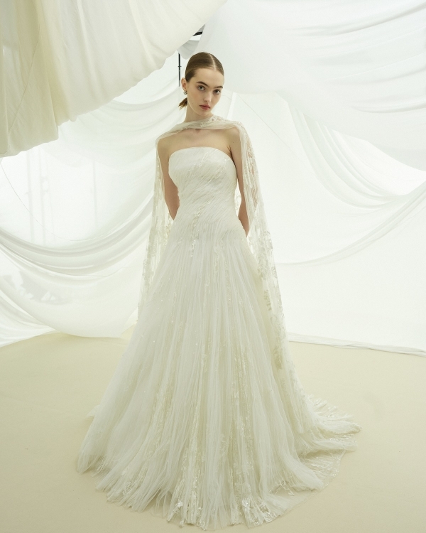 30 Vintage-Inspired Wedding Dresses from the 2026 Bridal Collections