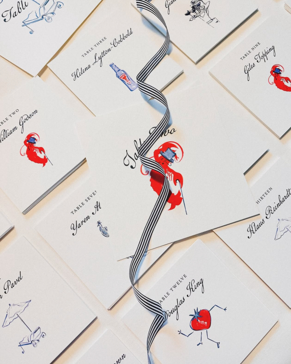 30 Creative Place Card Ideas for Summer Weddings & Events