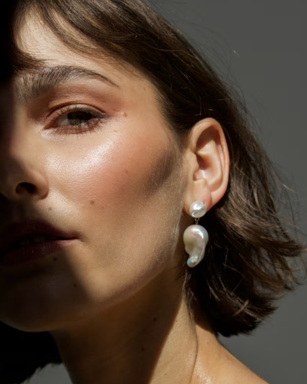 35 Ocean-Inspired Accessories to Complete Your Beach Bridal Look