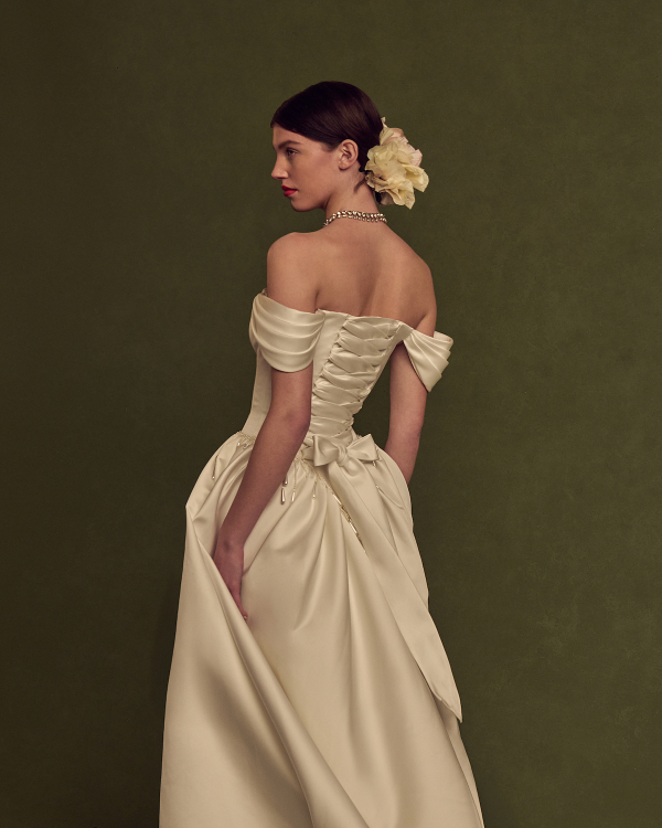 The Chicest Looks & Trends from the Spring '26 Bridal Collections