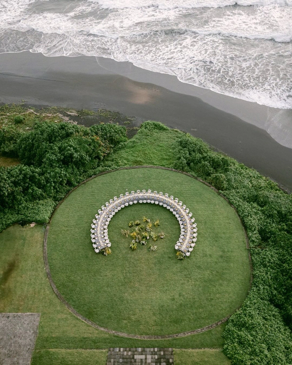 40 Creative Decor Ideas for a Tropical Wedding — photo 2