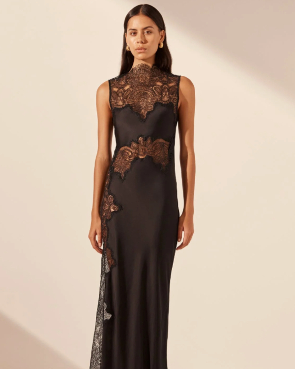 25 Stylish Dresses Perfect for a Chic Countryside Ranch Wedding