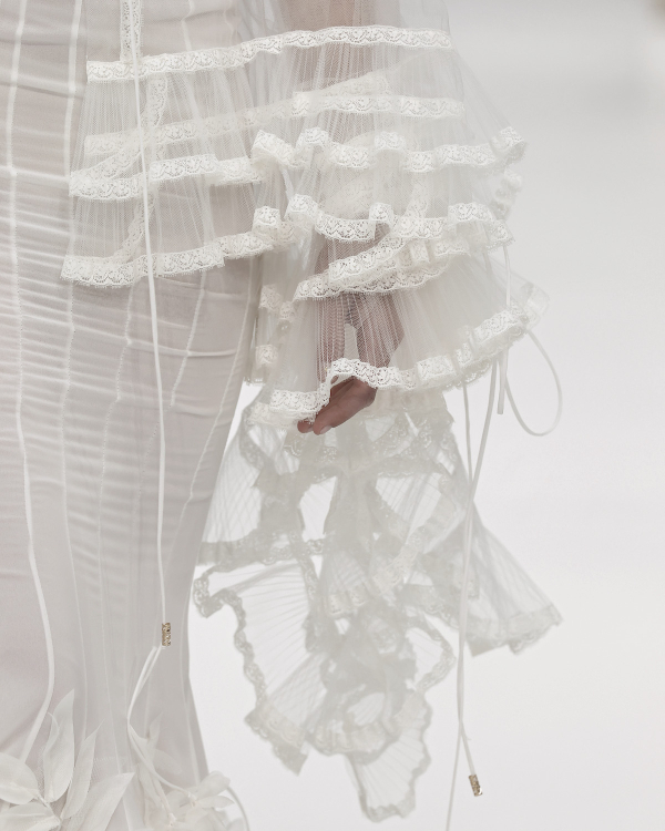 The Chicest Looks & Trends from the Spring '26 Bridal Collections