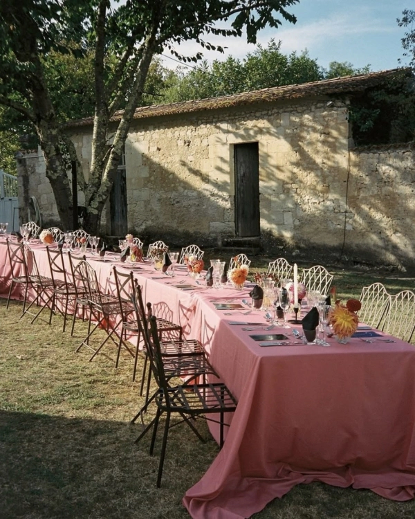 Trend: Colorful Tablecloths — photo 2