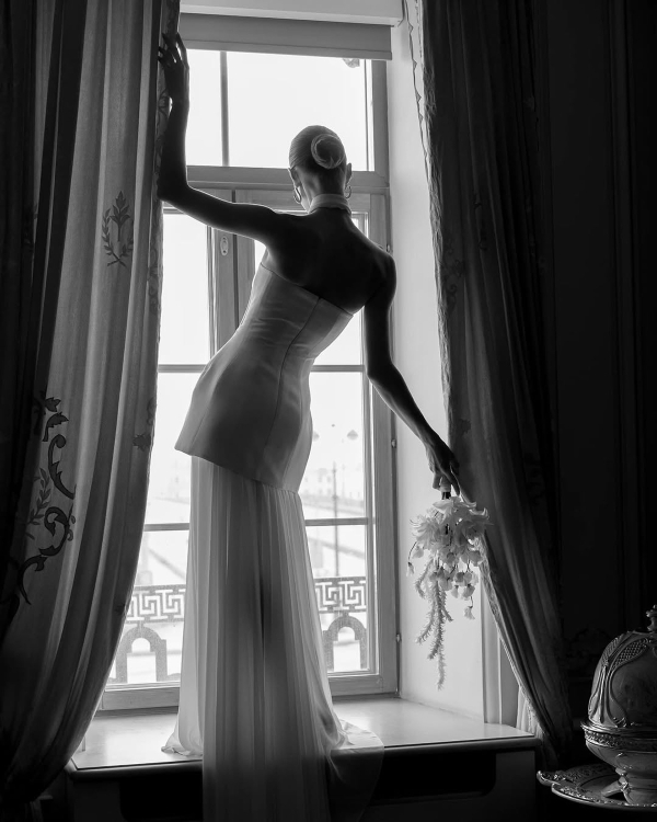 The Best Bridal Hairstyles for Every Wedding Dress Neckline & Silhouette