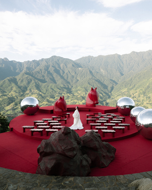 7 Key Ingredients for a Fashion-Forward Editorial Wedding Style