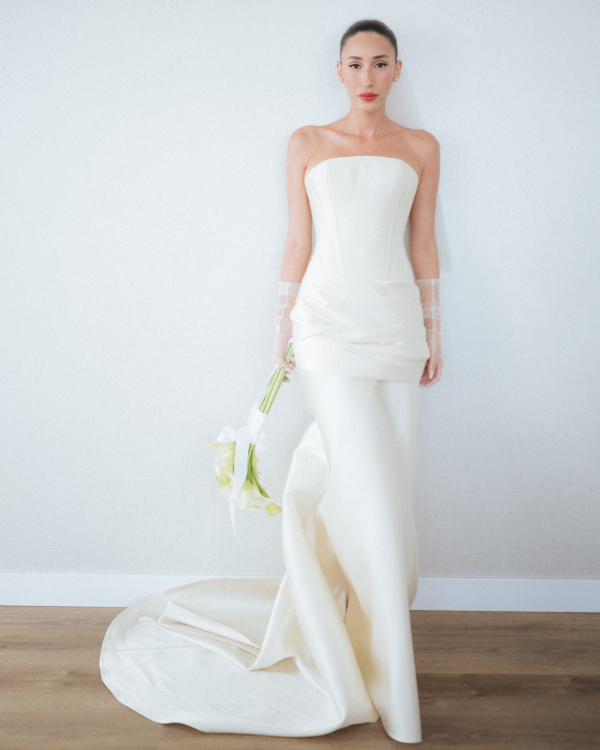 A Timeless Seaside Wedding on the Mediterranean Coast