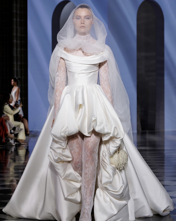 The Best Veils for Every Wedding Dress Style & Silhouette