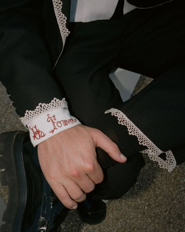 The Top Bride & Groom Style Trends for 2025, According to Pinterest