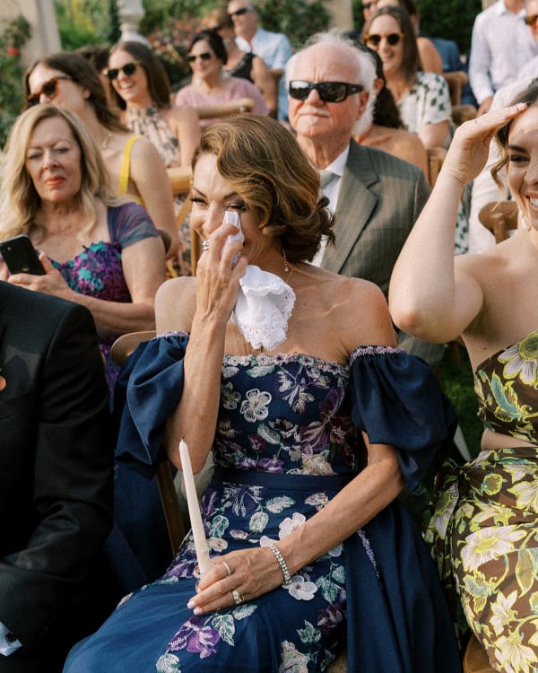 10 Must-Have Ceremony Photos According to Top Photographers