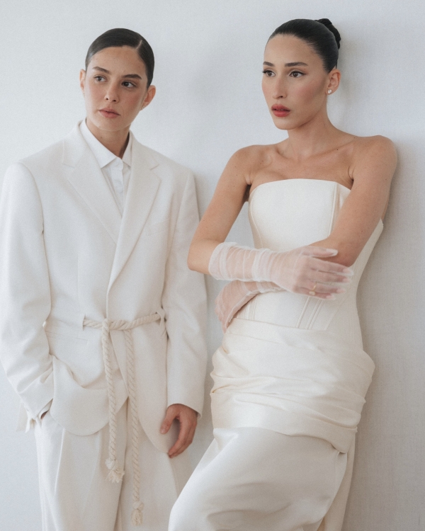 A Timeless Seaside Wedding on the Mediterranean Coast