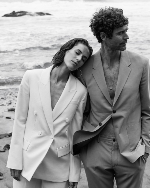 10 Must-Listen Relationship Podcasts Everyone’s Talking About