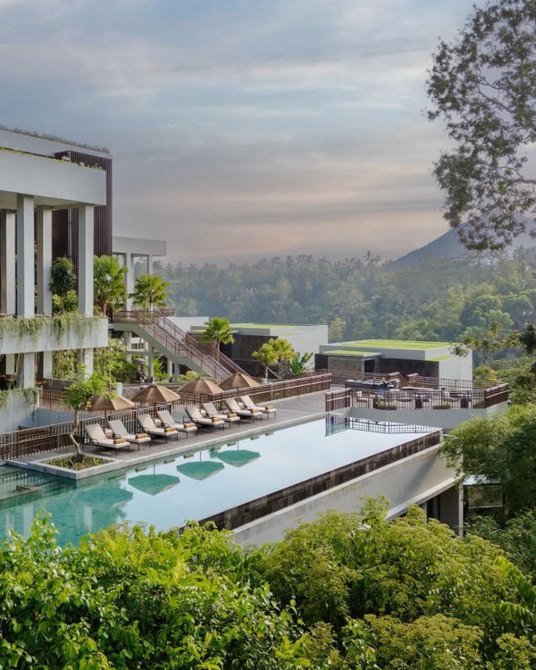 7 Luxe Bali Resorts for Your Dream Tropical Honeymoon