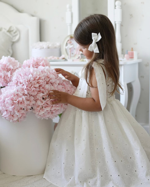 15 Best Designers to Shop for Flower Girl Dresses