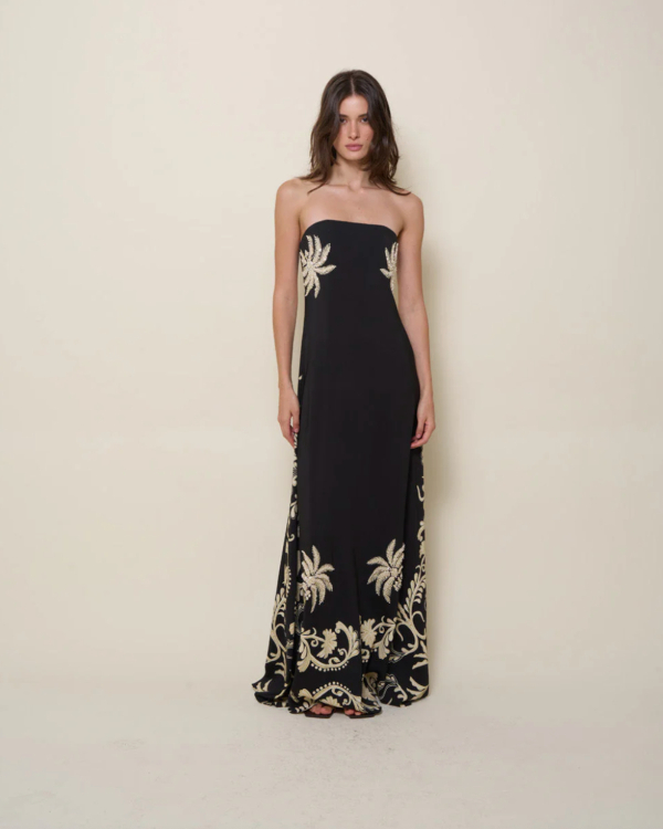 25 Stylish Dresses Perfect for a Chic Countryside Ranch Wedding